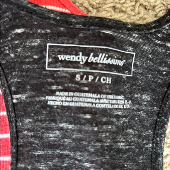 Bundle of 3 Maternity Tank Tops - Picture 3 of 4